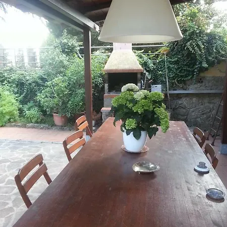 Gasthuis Vacanza Nel Verde 3*