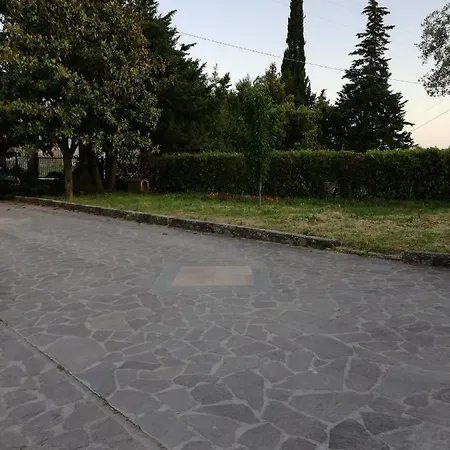 招待所 Vacanza Nel Verde 普拉托